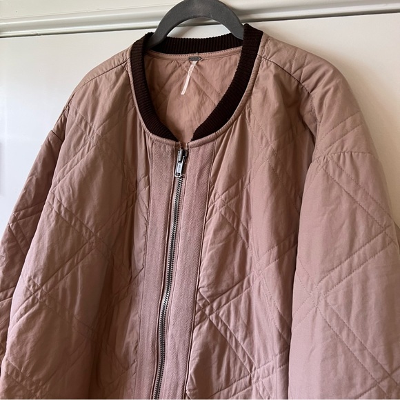 Free People Linear Quilted Bomber Jacket Oversized Blush with Pockets - Picture 4 of 11